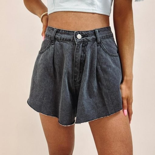 Black Flutter Shorts - 画像 (3)