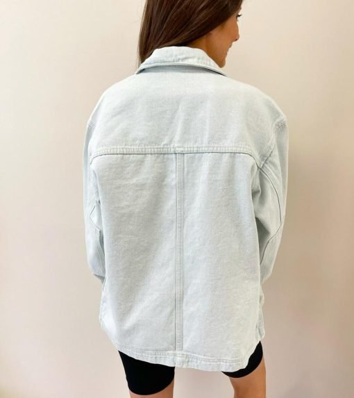 Light Wash Denim Jacket - 画像 (3)